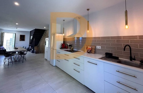 Castello d'Empuries House | Stylish Renovated Town House - Castelló d'Empúries