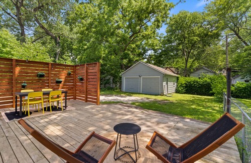 Rosedale House | Stylish West Plaza Retreat w/Huge Yard, BBQ, and Games