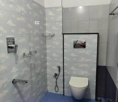 Thrissur Hotel | Subramania Arcade