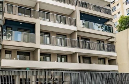 Lapa Apartment | Suhcasa Lapa Pool Flat