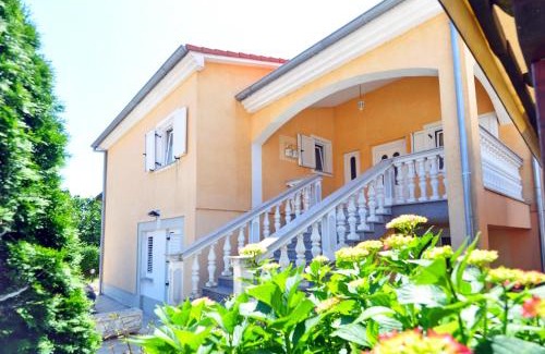 Valdebek Apartment | Suitable Summer Apartments