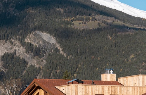 Bourg-Saint-Maurice Apartment | Suite avec Mezzanine! Endroit Super+Wi-Fi Gratuit | By LeaveTown