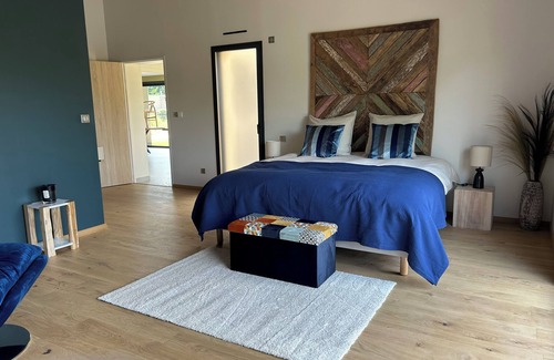 Solesmes Apartment | Suite Avec Jaccuzi Privé à 45km du Mans