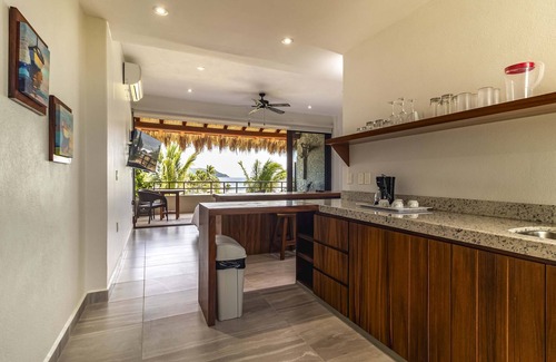 Ixtapa - Zihuatanejo Apartment | Suite in Ixtapa with ocean view and swimming pool