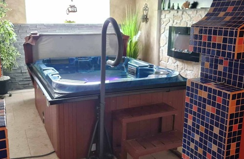 Volmerange-les-Mines House | Suite jacuzzi et sauna privatifs
