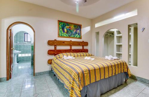 San Ignacio Apartment | Suite Junior at Midas Belize