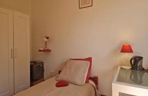 Labouheyre House | Suite Verte- wifi - gare- tennis- 2 chambres- chemin de saint jacques