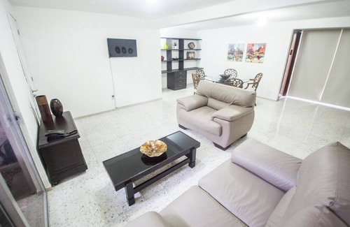 Ignacio Zaragoza Apartment | Suites La Fragua