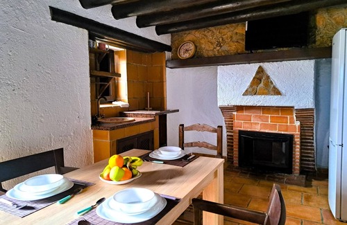 Algarinejo Cottage | Suitur rural House Cortijo de Don Manuel (kitchenette)