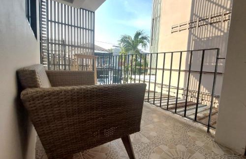 Dok Mai Hotel | Sukhum Suvarnabhumi Airport Guest House