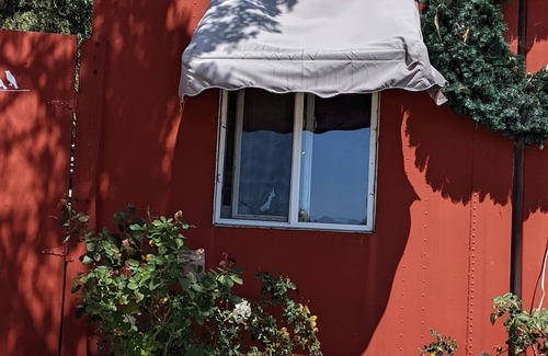 Central Malibu House | Sumer Farms - Malibú! Experience True Organic Farming w/Stunning Ocean Views!!