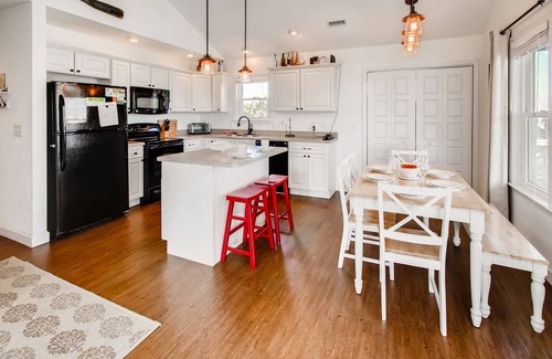 Rodanthe House | SUMMER SAVINGS-Dog Friendly Oceanview Home Just Steps from Rodanthe Fishing Pier
