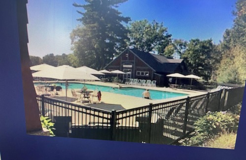 Summer Village Cottage | Summer Village! Charming 2-bedroom cottage with AC, WiFi in delightful Westford