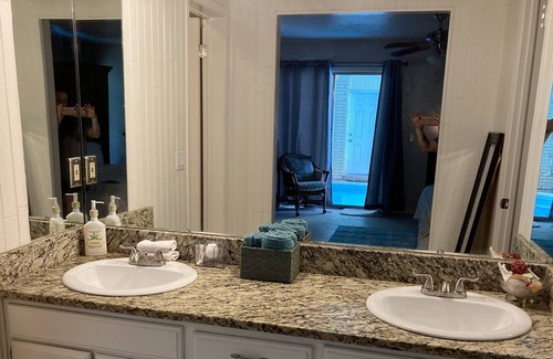Yukon House | Summerlin Suite private entrance & pool! Must love dogs. 🐾