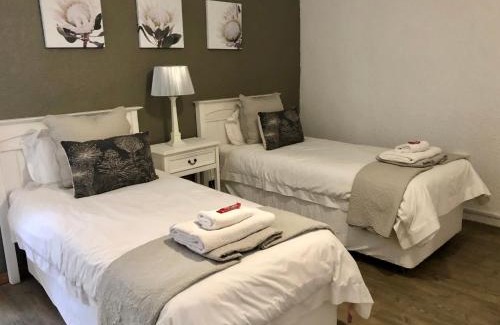 Hazyview House | Summerplace Holiday Home