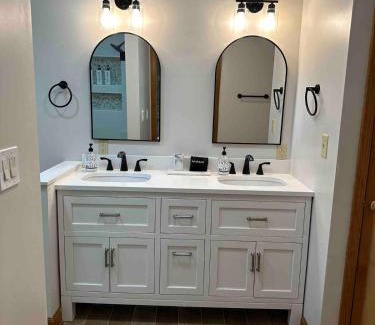 Sharps Chapel House | Summertime Blue