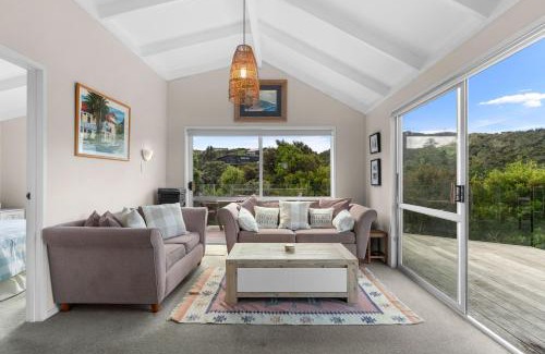 Mangawhai Heads House | Sun and Coast - Mangawhai Heads Holiday Home