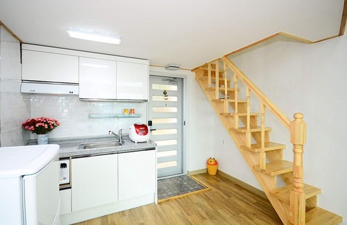 Yeosu House | Sun and Moon Pension