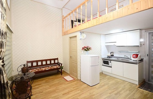 Yeosu House | Sun and Moon Pension