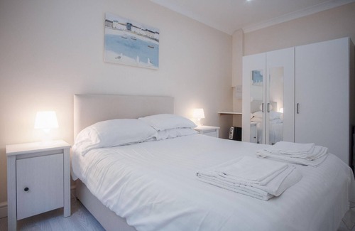 Pendine Apartment | Sunbeam - 2 Bedroom Apartment - Pendine