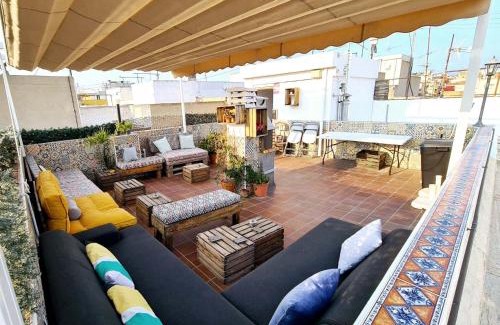 Alicante Apartment | SUNCASTLE APARTAMENTOS ALICANTE -With share Rooftop Terrace And Barbecue