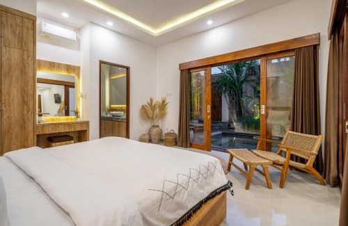 Umalas Villa | Sundaze 3 - NEW listing Promo - Canggu - Huge Pool and Kitchen