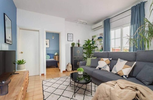 El Parc i la Llacuna del Poblenou Apartment | Sunny atico with private terrace in Sagrada Familia