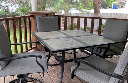 Pocatello House | Sunny Days w/room for everyone. Pet-Friendly!