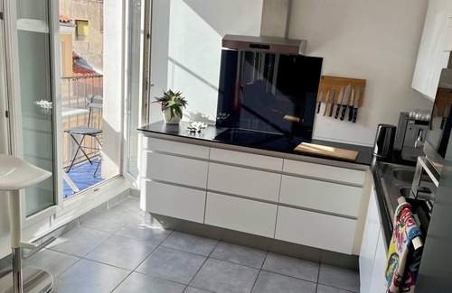 La Castellane Apartment | Sunny, designer apartment 3⭐️ in the city center