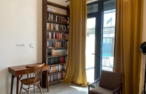 Tomicici Apartment | Sunny studio apartment Chiara