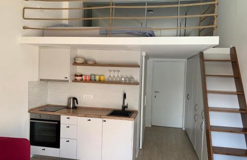 Tomicici Apartment | Sunny studio apartment Chiara