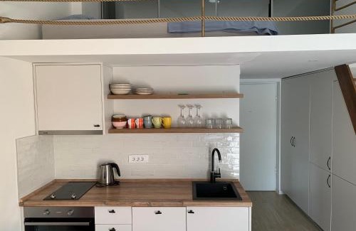 Tomicici Apartment | Sunny studio apartment Chiara