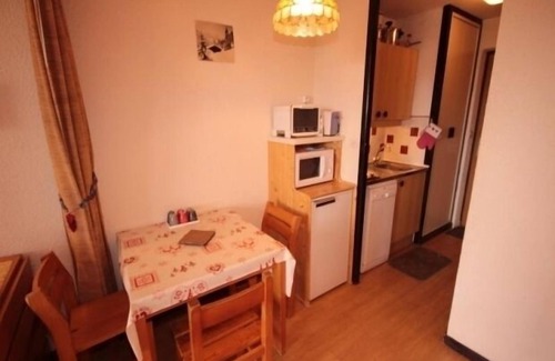 Les Saisies Apartment | Sunny studio, equipped with balcony in the heart of Les Saisies, pets allowed