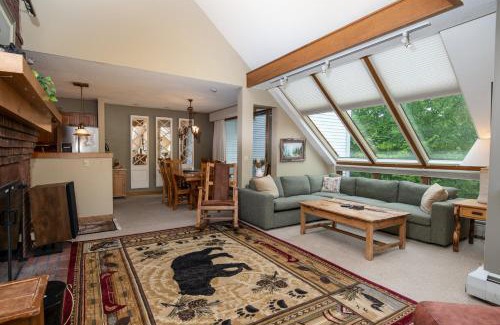 Central Vermont- Killington Apartment | Sunrise Bear Ridge C4 condo