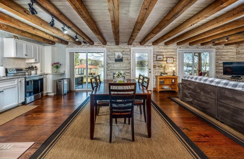 Mayhew Cabin | Sunrise Cabin on Lake Norman