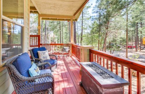 Pinetop-Lakeside House | Sunrise Resort Day Trips! Family Cabin with Fire Pit