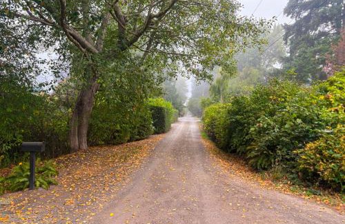Kingston House | Sunset and Cedar