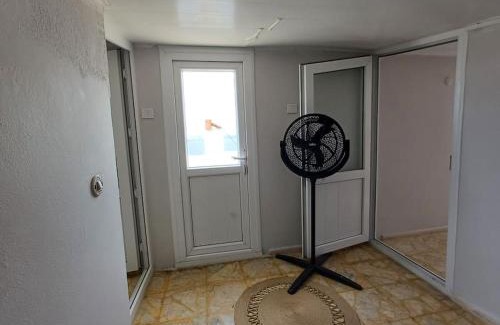 Seferihisar Apartment | SUNSET-Denize sıfır konumda, eşyalı yazlık