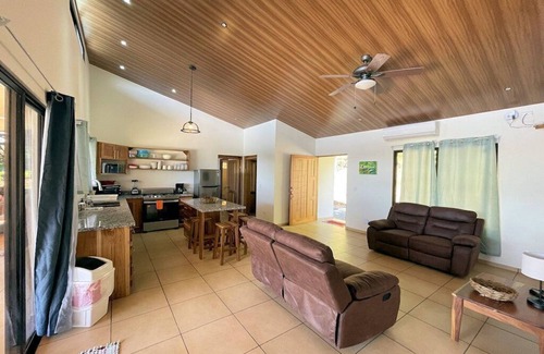 Cascada Azul House | Sunset Haven: Oceanview Bliss Just Minutes from the Beaches of Dominical