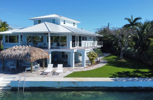 Sugarloaf Shores House | Sunset Paradise: 4 bedroom/5 bathroom, oceanfront with pool