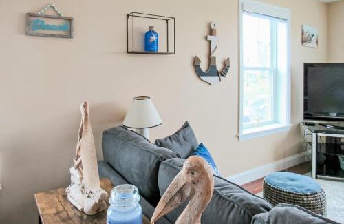 Hampton House | Sunset Pointe