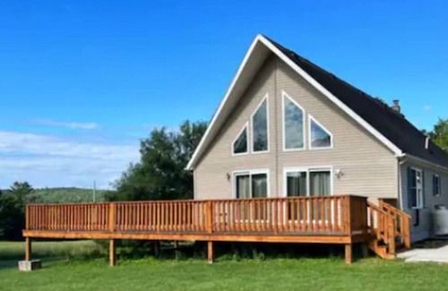 Unadilla House | Sunset Ridge - Hot tub, fire pit, BBQ