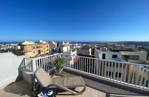 Mellieha Apartment | Sunshine Apartments Mellieha - modern two bedroom penthouse with terrace