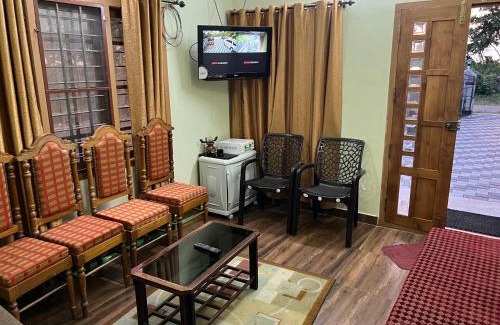 Vypin House | Sunshine Beach Villa - Kuzhuppilly