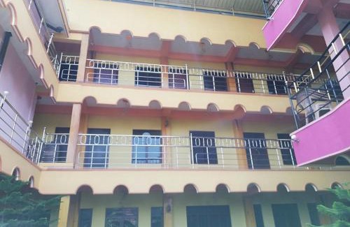 Arunagiri Nagar Hotel | Sunshine Hotel