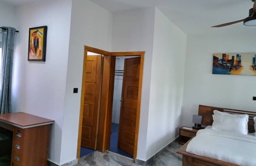 Kribi Hotel | Sup Prem Rm 2P · Balc. · Beach · B'fast opt