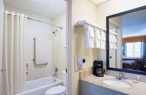 Hammond Hotel | Super 8 by Wyndham Hammond