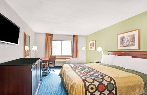 West Memphis Hotel | Super 8 by Wyndham West Memphis