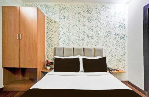 Delhi Hotel | Super Hotel O Twamev Residency