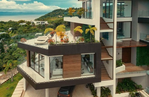 Jaco Villa | Super Lux Private Smart Home at the Beach and Jungle